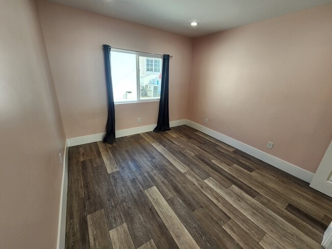 Photo - 9309 Dorrington Pl Unidad A