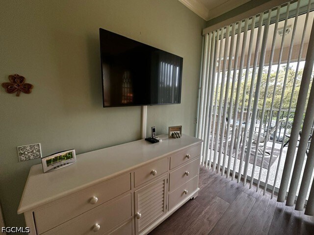 Photo - 9170 Southmont Cove Unit 201