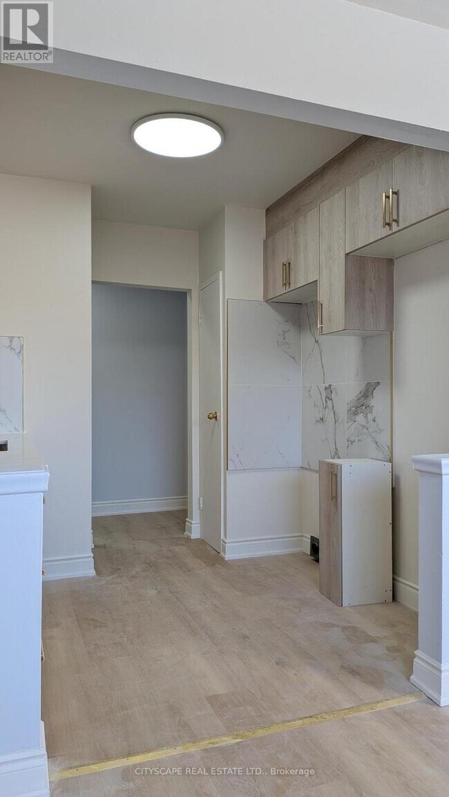Photo - 296 Saguenay Ave. Unit 11