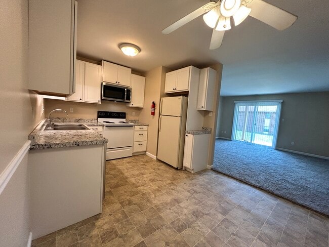 Photo - 10 Granada Blvd