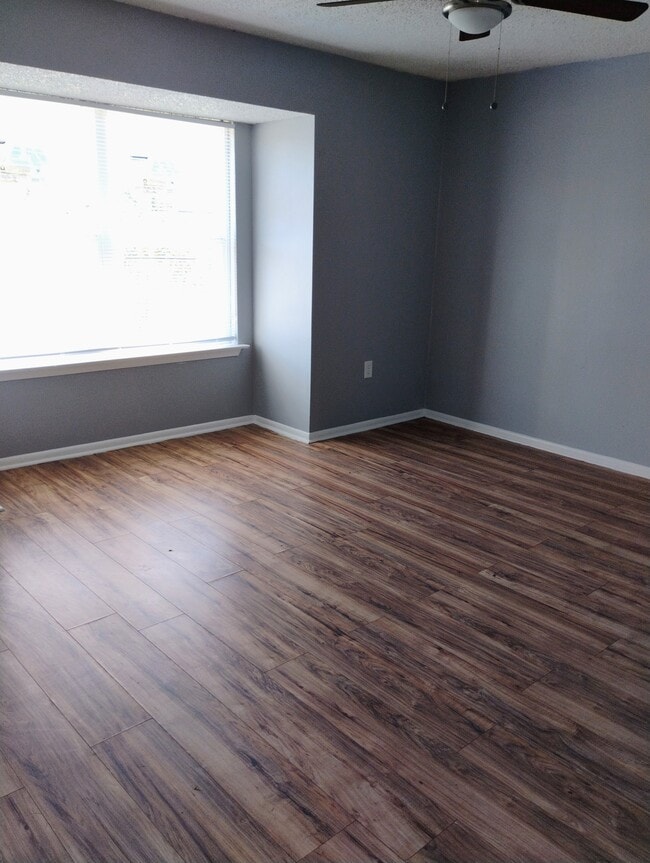 Photo - 5275 Kimberlin Ave Unit D