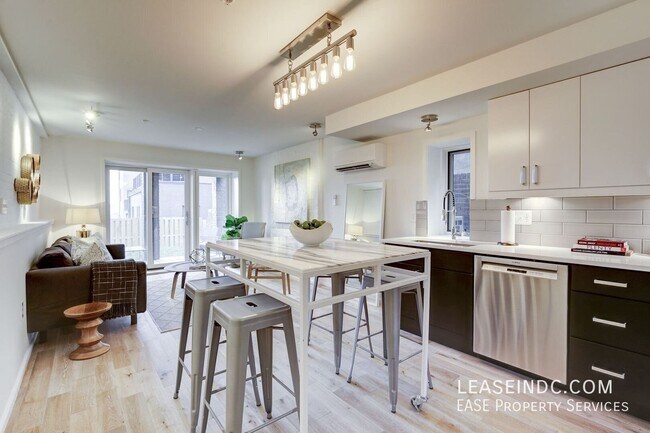 1474 Belmont St NW Unit 1
