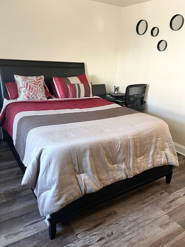 Photo - 5706 Fair Ave Unidad 102