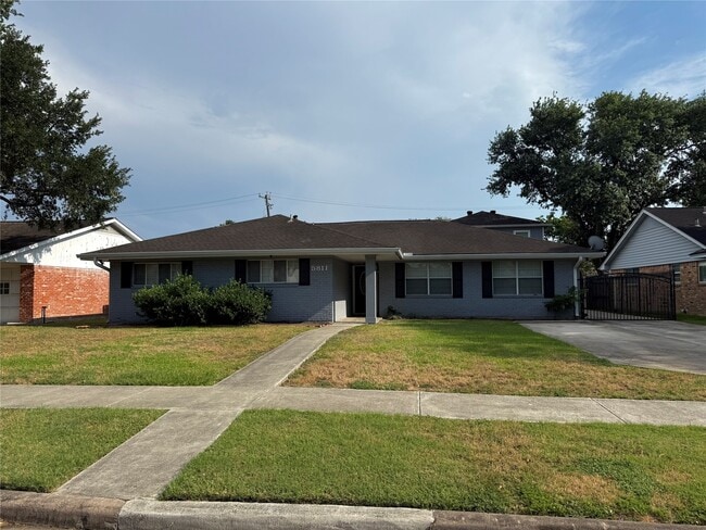 Building Photo - 5811 McKnight St