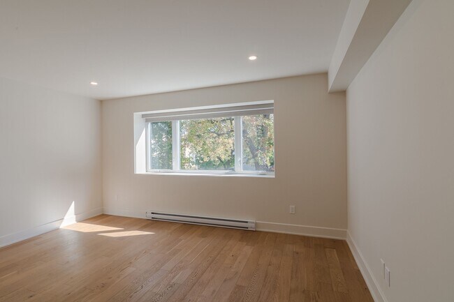 Photo - 37 Roosevelt Ave Unit 306