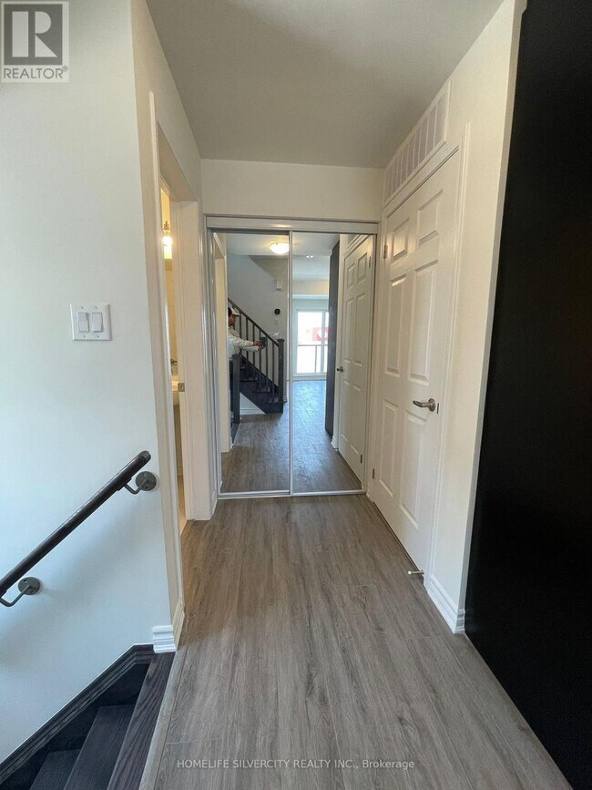 Photo - 1081 Danforth Rd