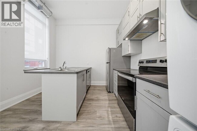 Photo - 11 Queen St Unit 201