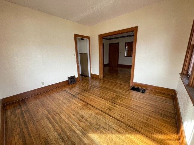 Photo - 801 W 5th Ave Unit House