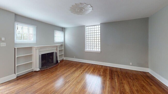 Photo - 3517 Magnolia Ave Unit Carriage House