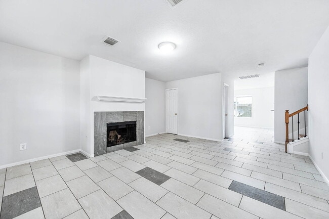 Photo - 10415 Moraine Lake - Beautiful 4-bedroom, 2-bath home with a 2-car garage located in the desirabl...