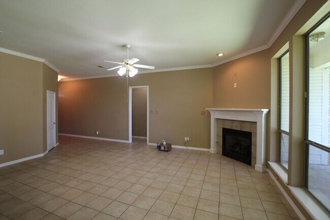 Photo - Coming Soon: 3 bedroom 2 bathroom home in Tyler!