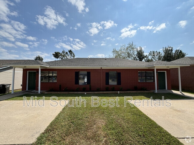 Building Photo - 1100 Ruth Ann Dr Rental