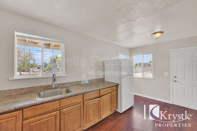 Photo - 178 Janice St