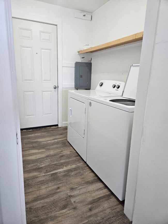 954 A Cornwall Crescent Unit 954 A