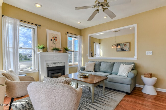 Photo - 113 Central Ave