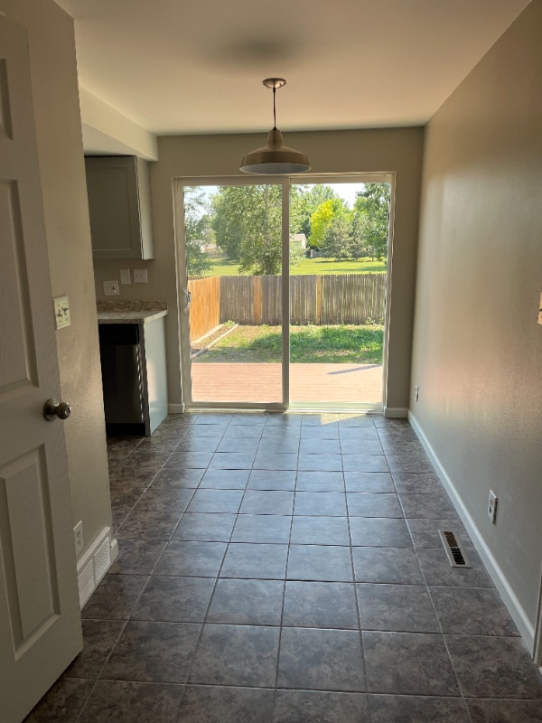 Photo - 2025 Abilene Ct Unit 2025