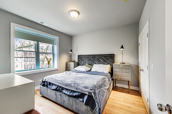 Photo - 5117 S Kenwood Ave Unit 201