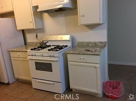 Building Photo - 338 S Pomelo Ave Rental