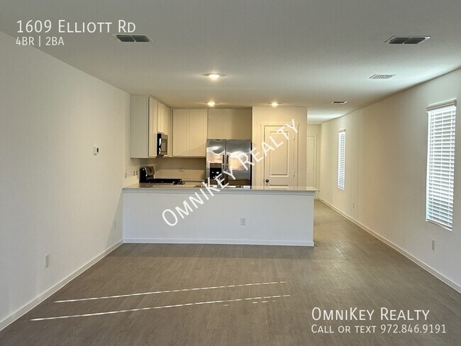 Photo - 1609 Elliott Rd