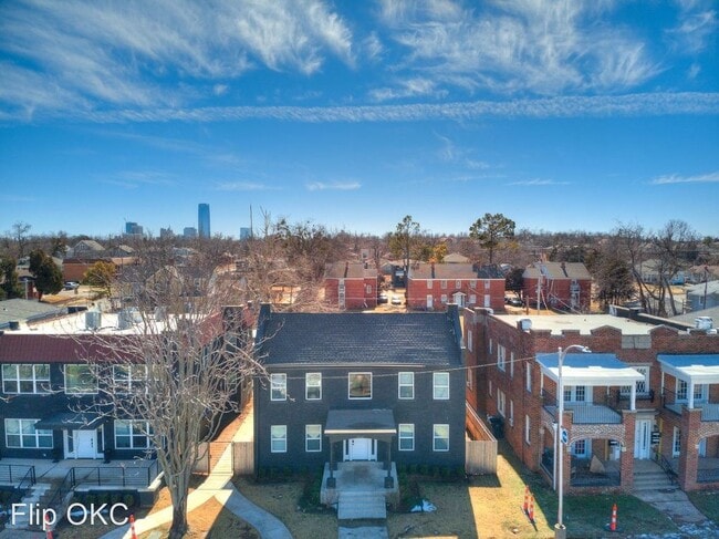 Photo - 808 NW 23rd St Unidad 1