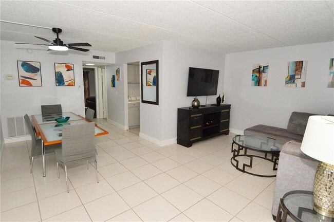 Photo - 12760 Indian Rocks Rd Unit 555