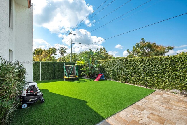 Photo - 5901 SW 56th Terrace