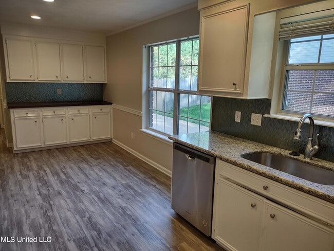 Photo - 206 Clark Farms Rd