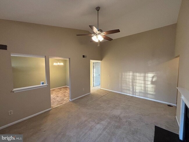 Photo - 107 Prosperity Ave SE Unidad F