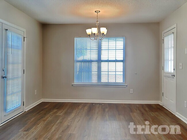 Photo - 38 Coachmen Ct