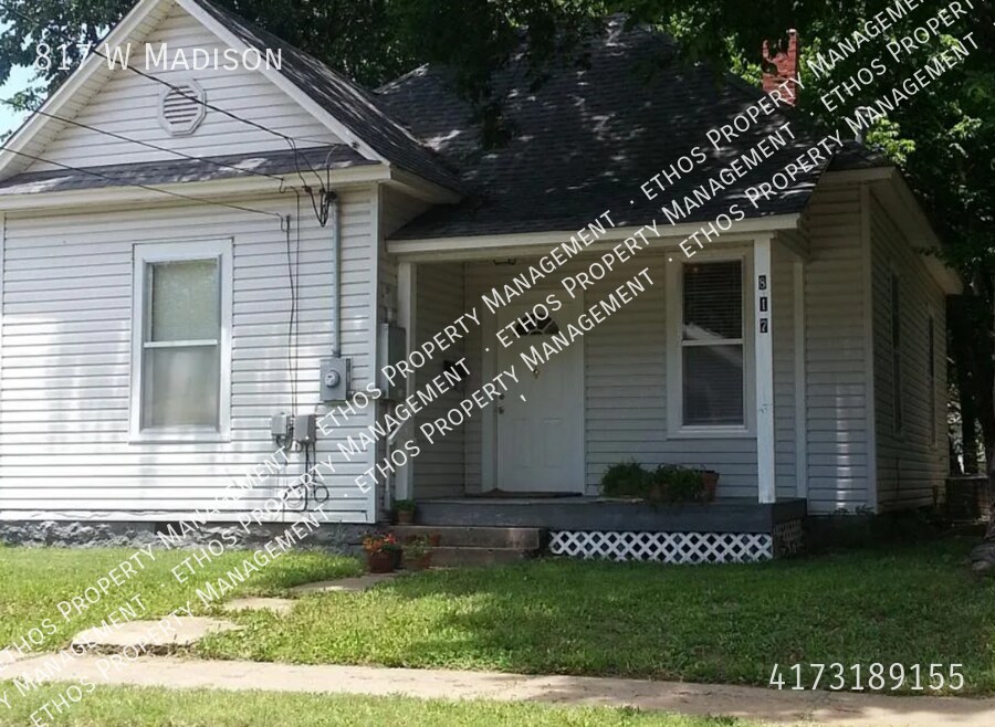 817 W Madison- - 817 W Madison-