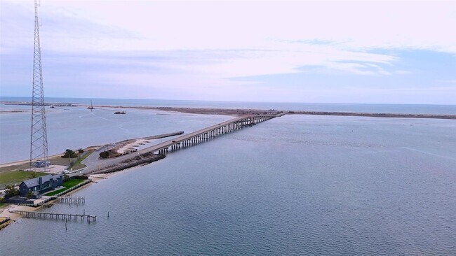 Photo - 87 Foster Ave