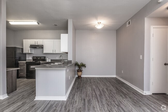 Photo - Port Royal Apartment Homes