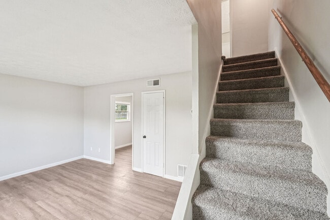 Columbus Crossing Townhomes