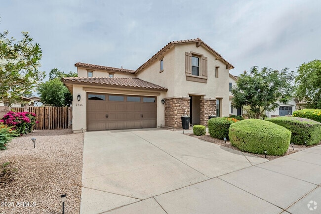 Building Photo - 2744 E Donato Dr Rental