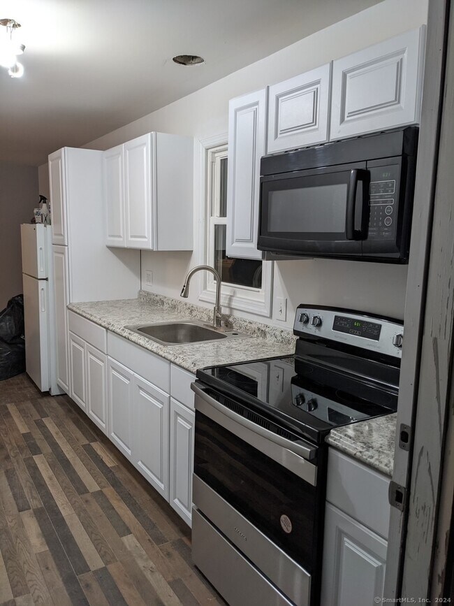 Photo - 230 Pumpkin Hill Rd