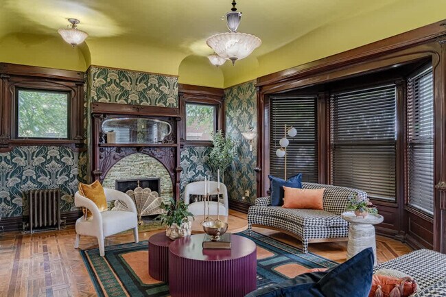 258 W Market St Unit SI ID1496040P
