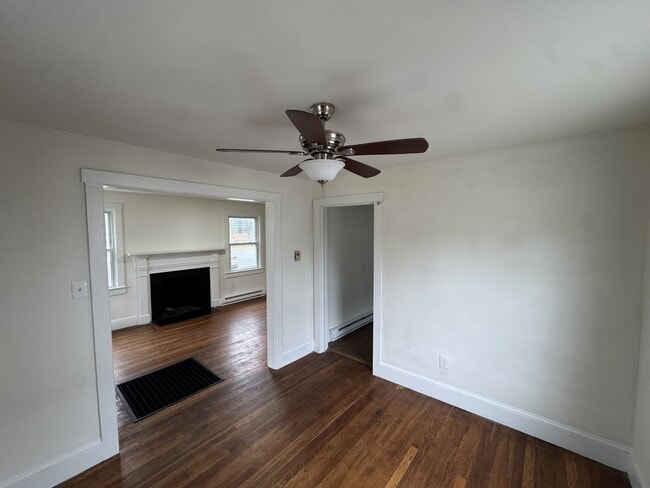 Photo - 325 N Lawrence St