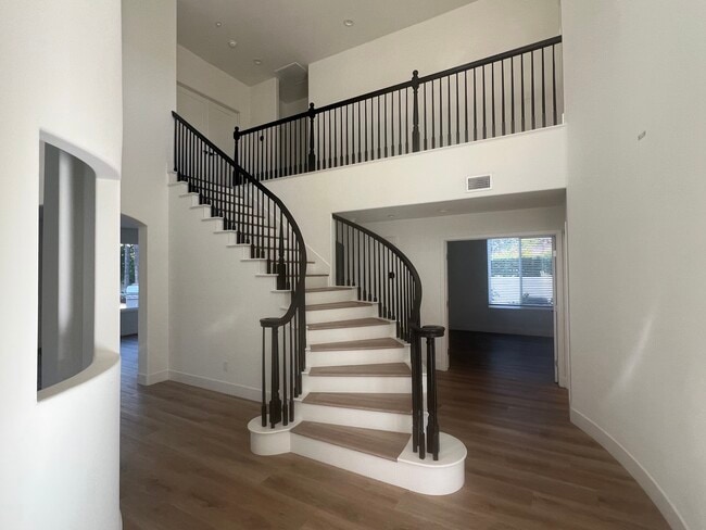2342 Orchard View Ln