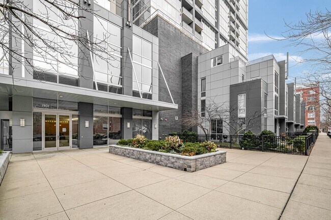 Photo - 1901 S Calumet Ave Condo Unit 2106