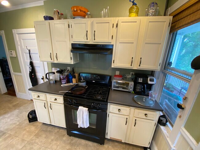 Photo - 5 Oswald St Unit 2