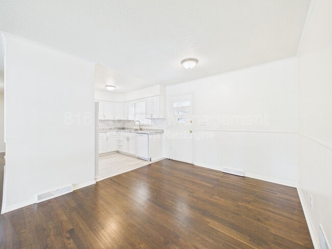 Photo - 4206 Vineyard Rd