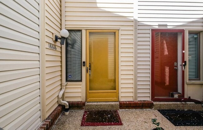 Photo - Modern Comfort in Sought-After Gaithersburg