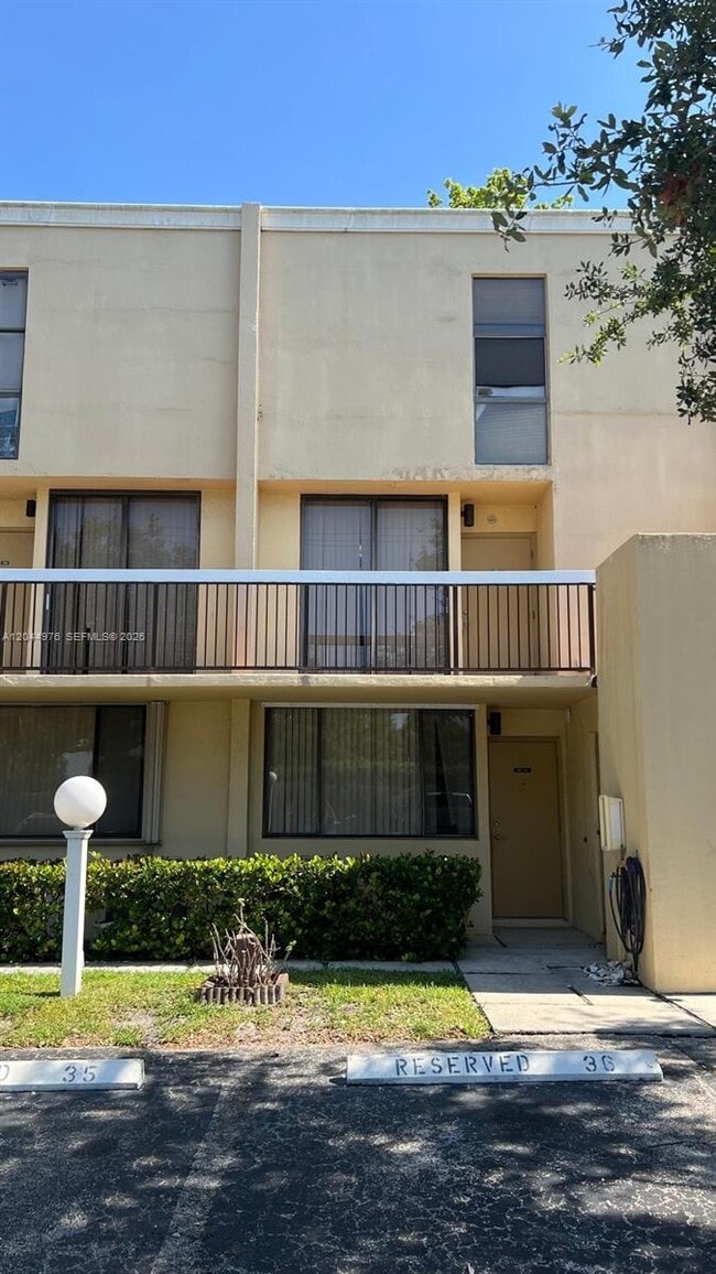 Photo - 8711 SW 30th St Unit 106