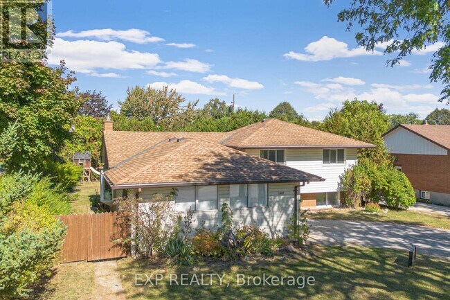 Photo - 1487 Beckworth Ave