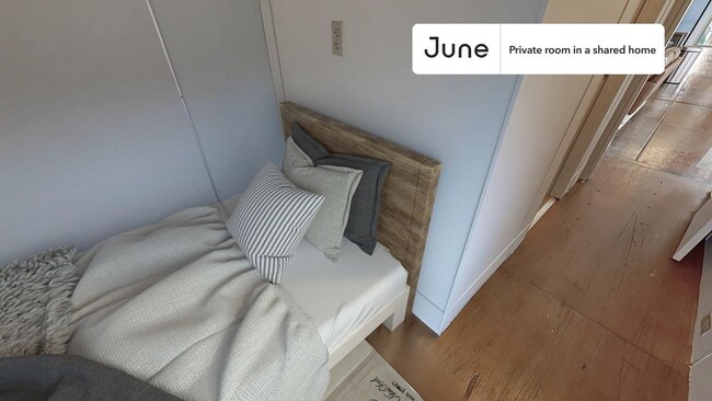 Photo - Room in Shared 6 bed/6 bath home Unidad C