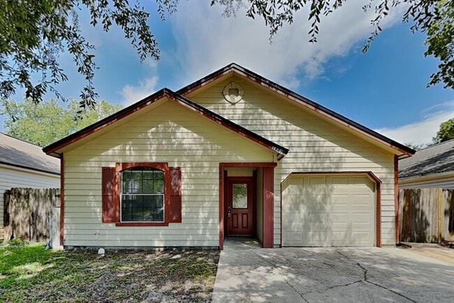 Building Photo - 1883 MacKenzie Ct S