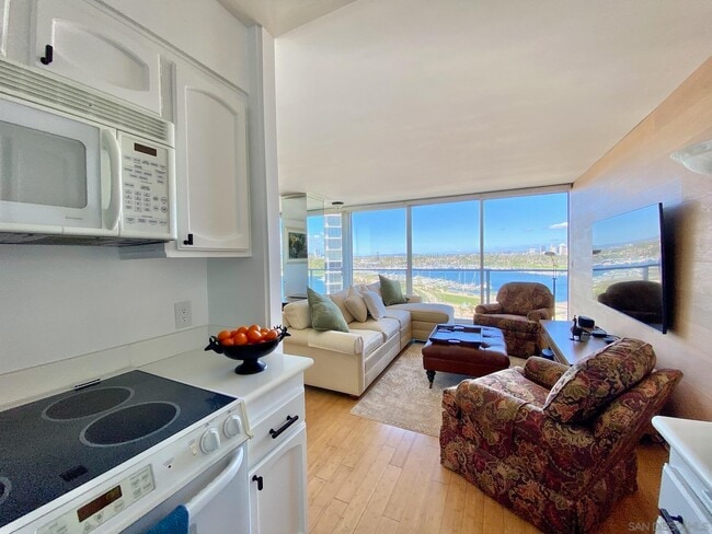 Photo - 1820 Avenida Del Mundo Unit 808