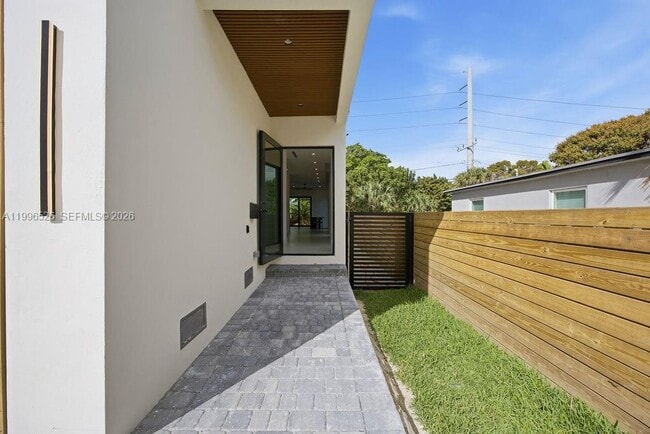 Photo - 1337 NE 13th Ave