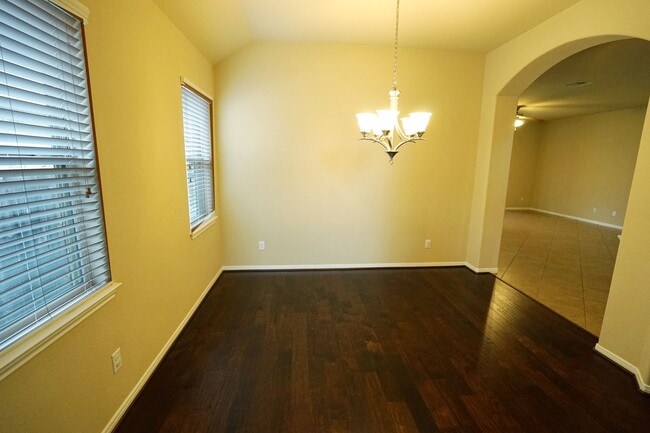 Photo - 1067 Cedar Lake Ct