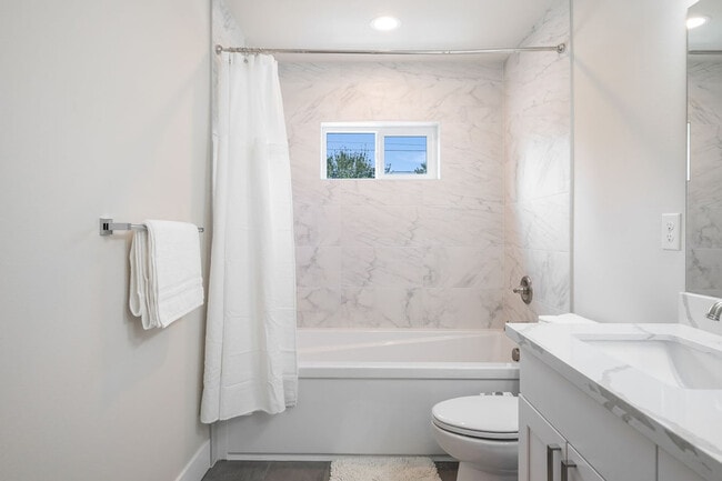 Photo - 10404 2nd Pl SW Unidad SI ID1405638P